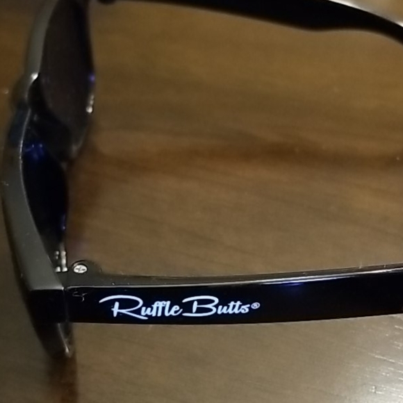 Kids Sunglasses - Picture 6 of 7